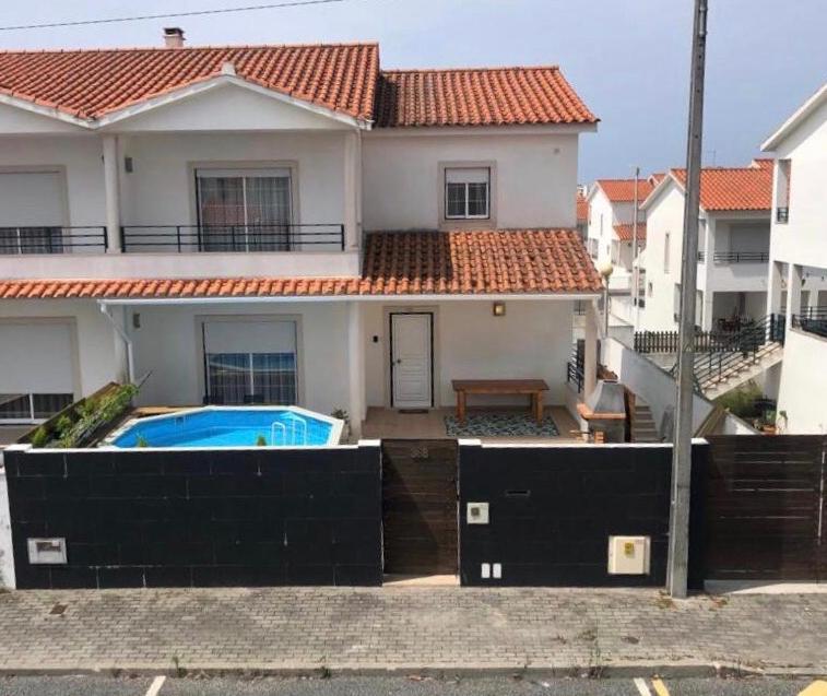 Villa Big Wave Casa à Nazaré Extérieur photo